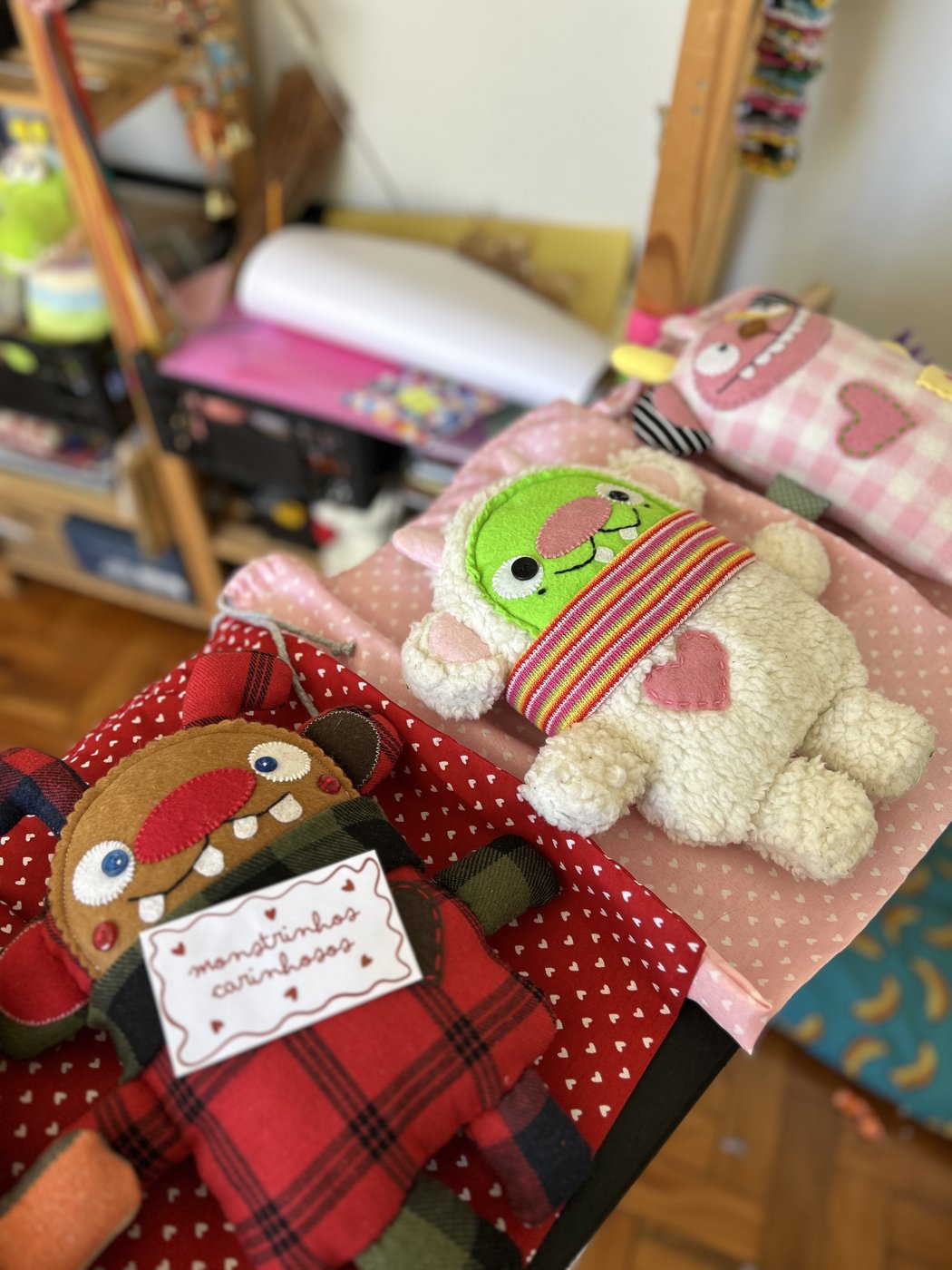 monstrinhos prontos no ateli&ecirc;